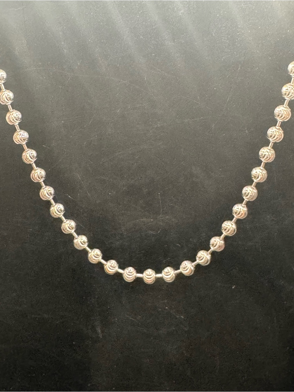 Classic Diamond Cut Bead Silver Necklace